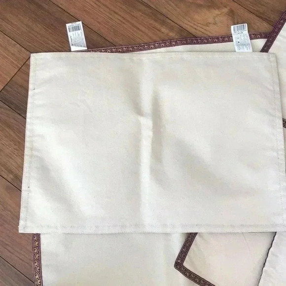 Set of 6 Pier One Imports Purple & Metallic Trim Placemats - Picture 3 of 4